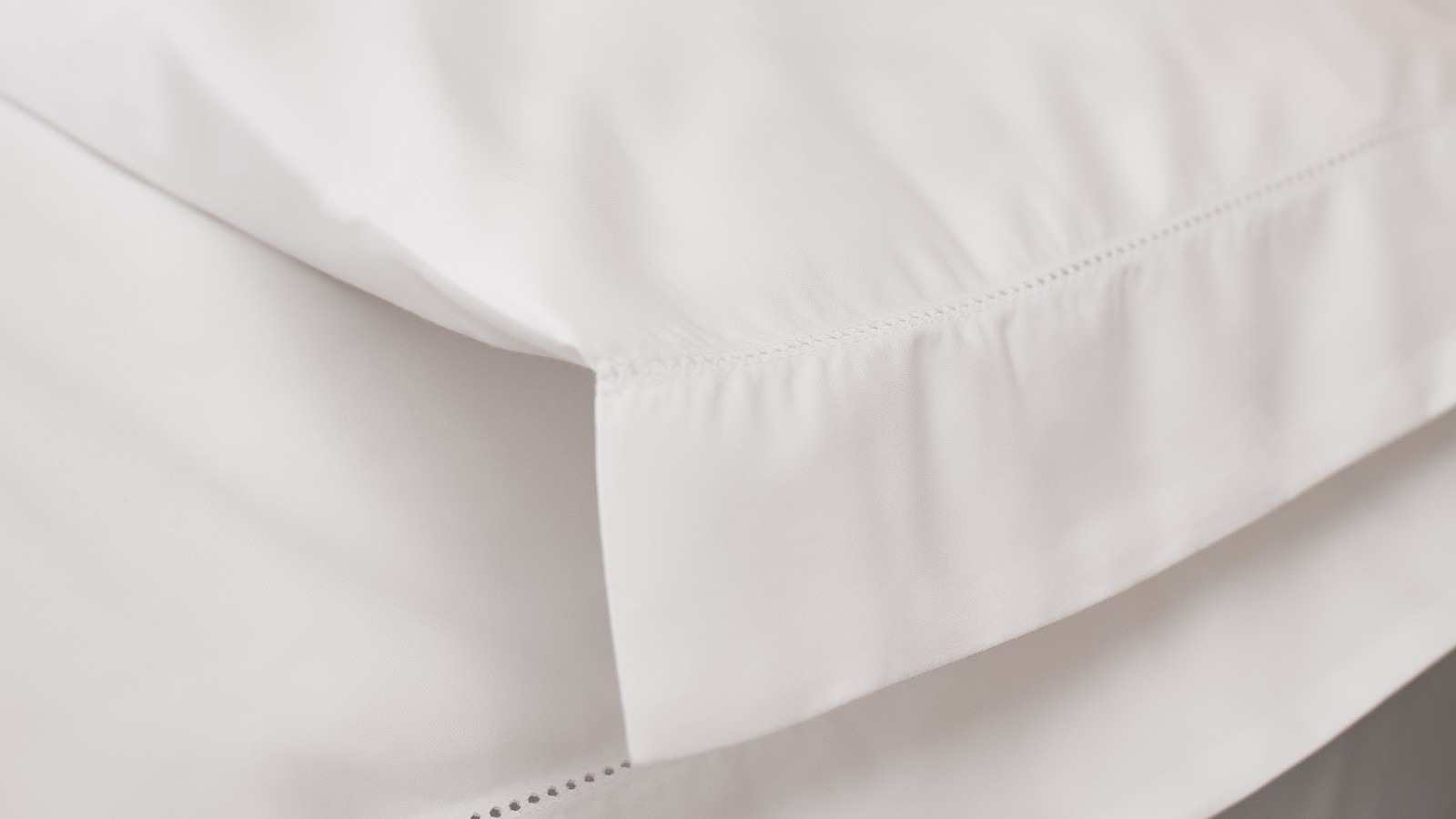 Ensemble Linge de lit en coton égyptien satiné...
