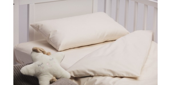 Cum alegem un pat sigur și sănătos pentru copil?